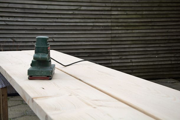 Guide: sådan laver du et spisebord med brede planker