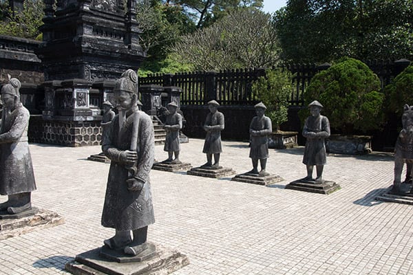 hue-tombs-