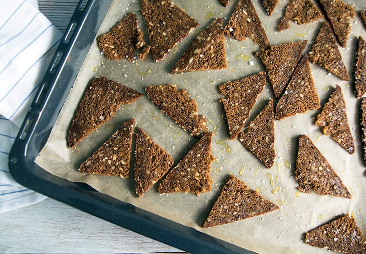rugbrødschips