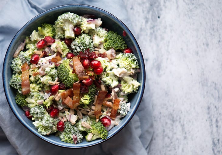 Broccolisalat - Opskrift og lækker med broccoli