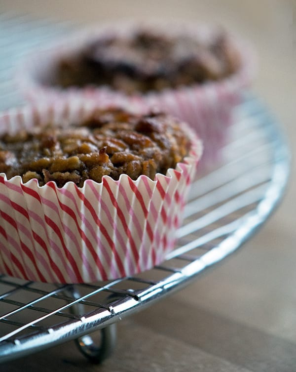 Julemuffins med æble og kanel