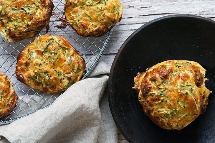 Squash frikadeller - opskrift på nemme grøntsagsfrikadeller