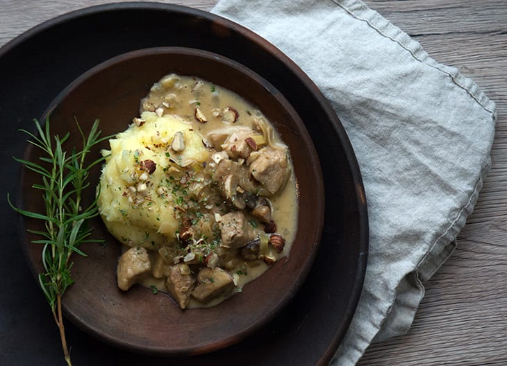 Enebærgryde med kartoffelmos