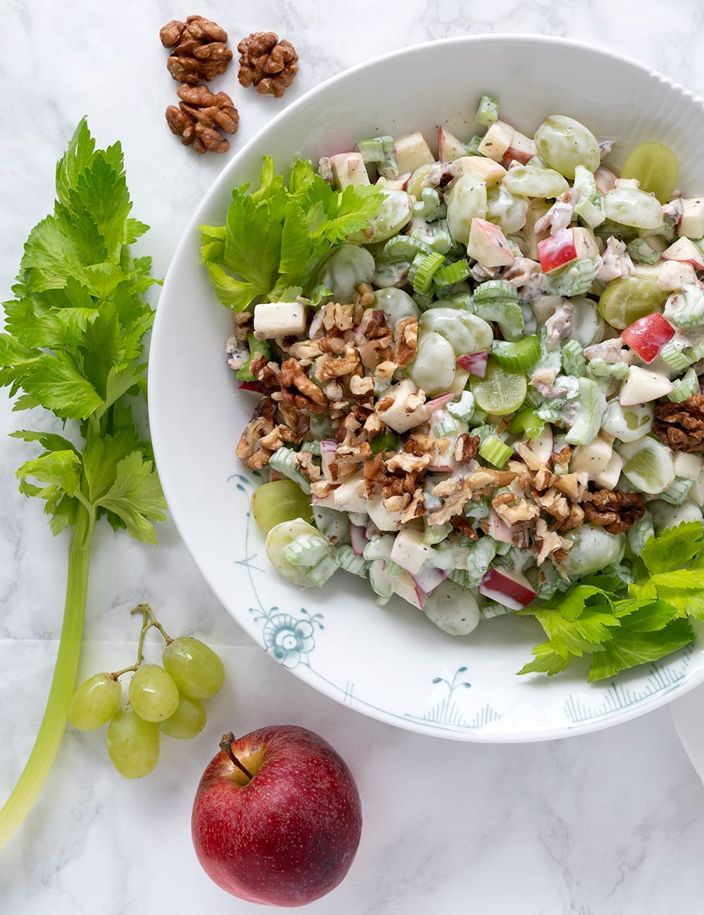 Waldorfsalat - skøn opskrift på den klassiske julesalat