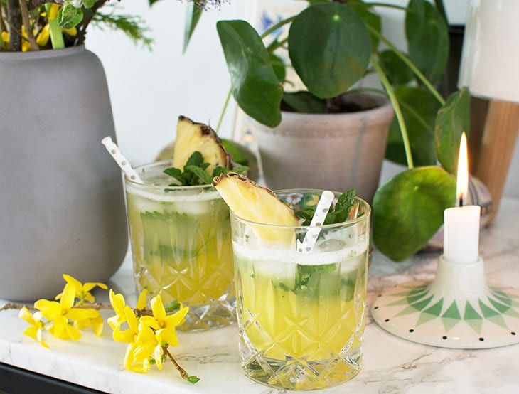 Ananas mojito med ingefær og mynte