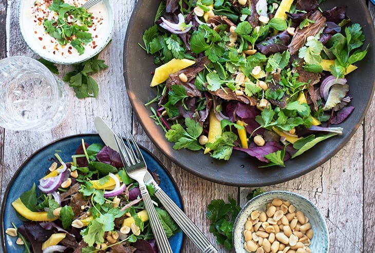 Salat med and og mango - opskrift på vietnamesisk inspireret salat