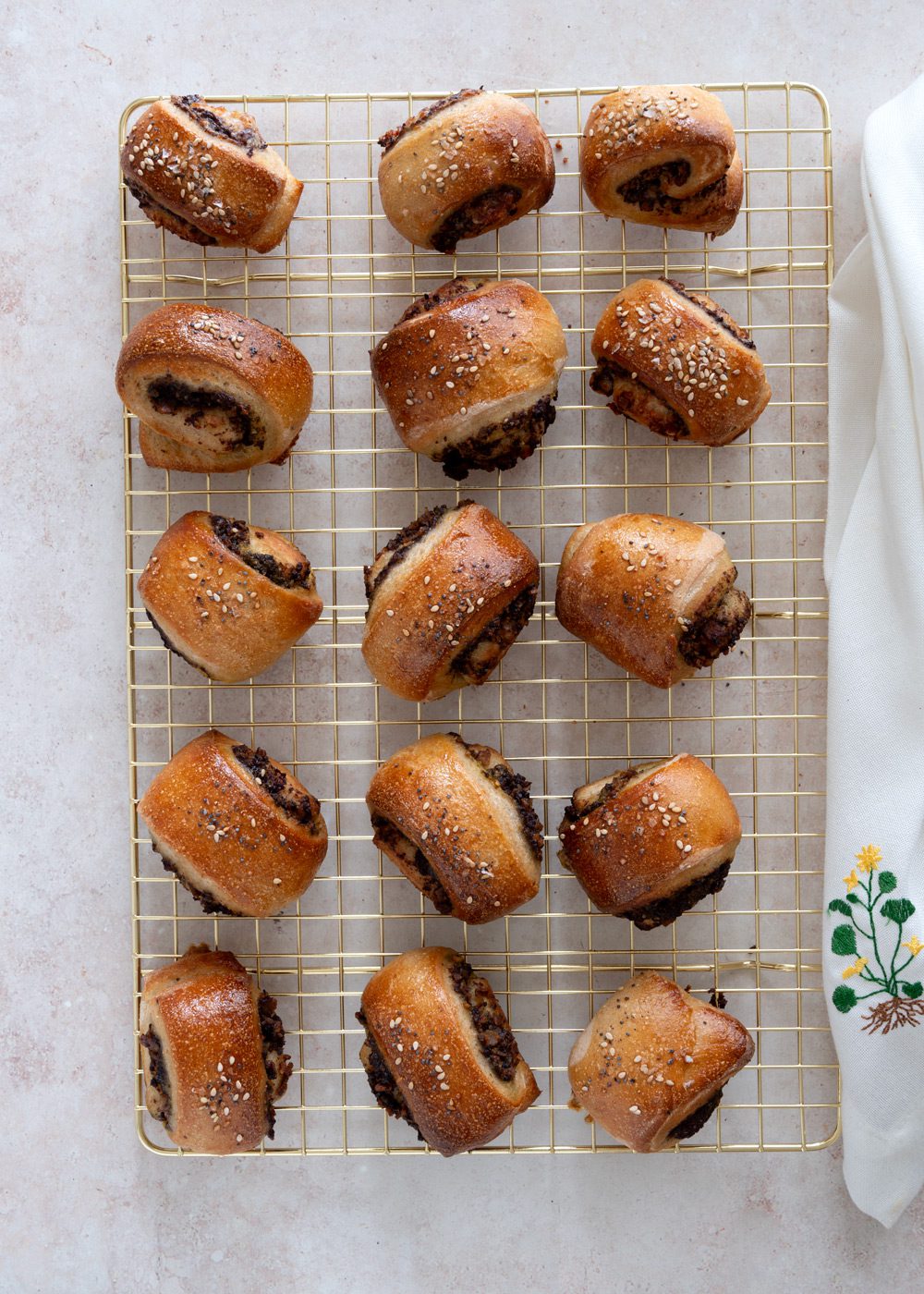 kuvertbrød med oliven og bacon