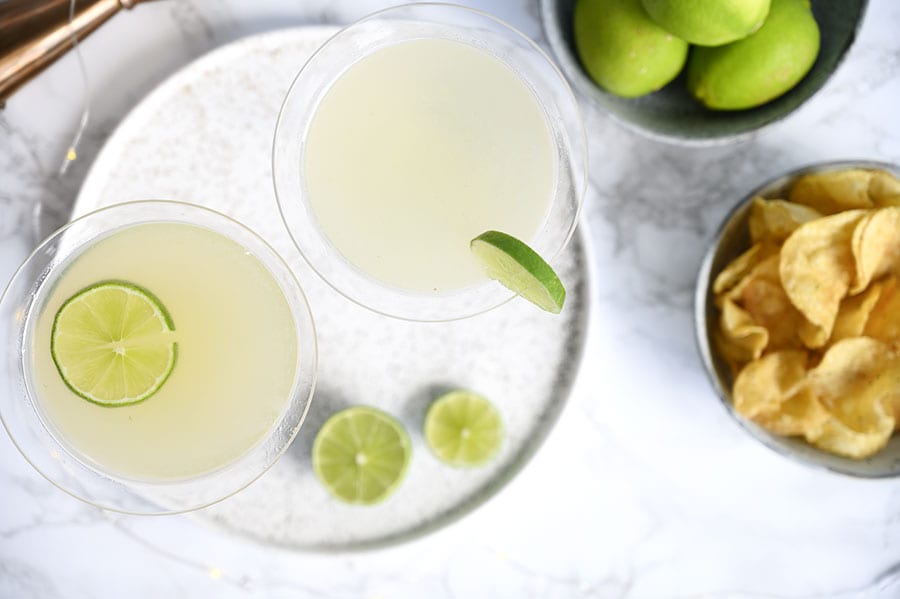 Gin Gimlet opskrift på den klassiske cocktail med lime