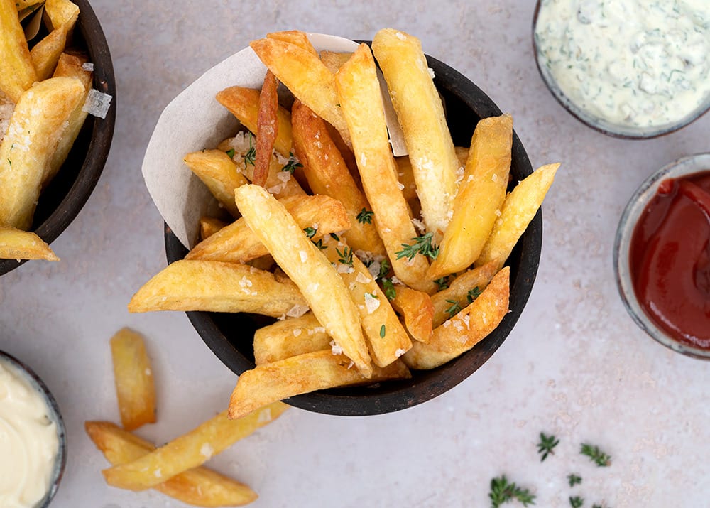 Bil kig ind Sømand Pommes Frites - opskrift på sprøde og lækre hjemmelavede fritter