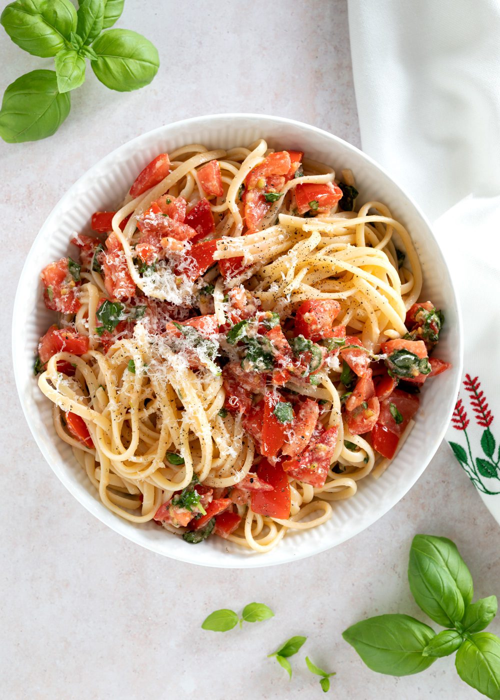pasta med friske tomater