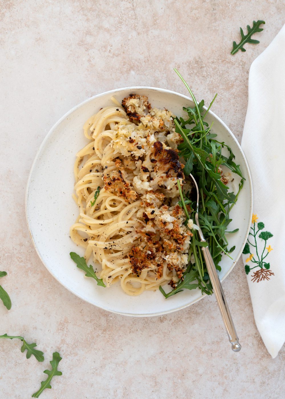 cremet pasta med bagt blomkål