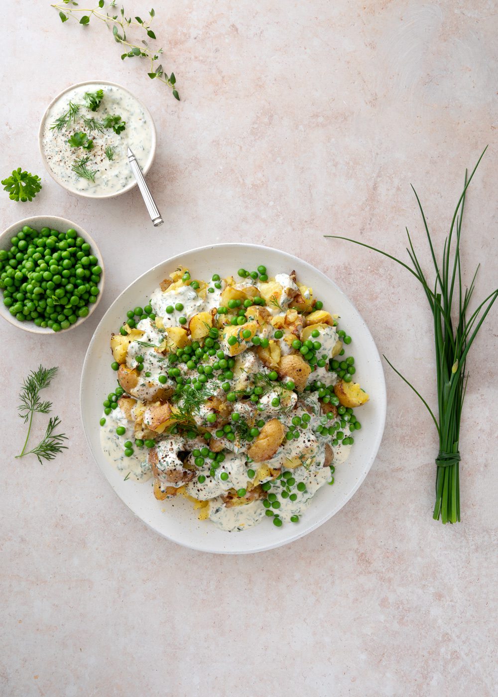 knust kartoffelsalat med urtecreme